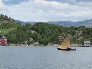 C01932 geitbåt-trirøing.jpg