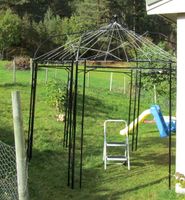 33. C04867cr sukka.jpg