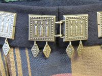 Beltestølar til nordmørsbunad på Husfliden i Kristiansund. Foto: Olve Utne, 2014.