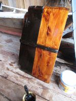 Reparert tilje tjørebredd under.