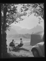 79. Camping i Romsdal - no-nb digifoto 20150107 00225 NB MIT FNR 20569.jpg