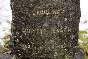 Caroline Schytte Jensen familiegravminne Oslo.jpg