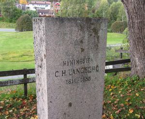 Caspar Herman Langberg gravminne Kongsberg.jpg