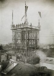 Christiania telefonselskabs tårn 1891-1926 fotografert ved innvielsen.