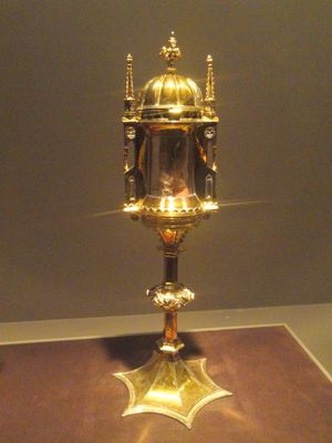 Circular Monstrance with Dome, late 14th century, Braunschweig, Germany, silver gilt and crystal - Art Institute of Chicago - DSC09674.JPG
