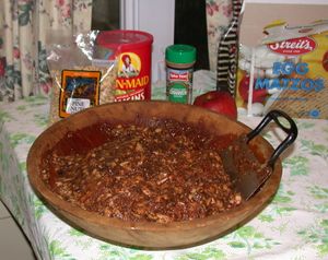 D4654cr sefardi haroset.jpg