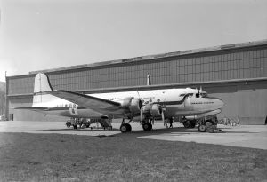 DC4 SAS 1952 Værnes.jpg