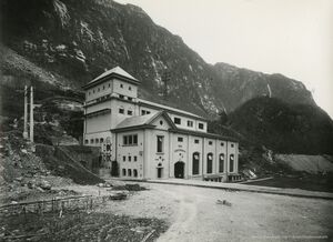 Dale kraftstasjon 1927.jpeg