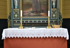 Dalsfjord kyrkje, alterduk.JPG