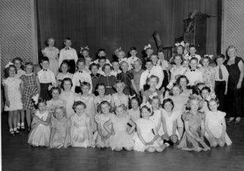 Danseskolen 1954.jpg