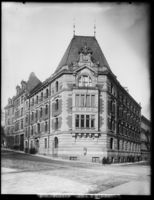 Norges Brannkasse i Wergelandsveien 1. Oppført 1897, sammen med Heinrich Jürgensen, revet 1977. Foto: Narve Skarpmoen/Nasjonalbiblioteket