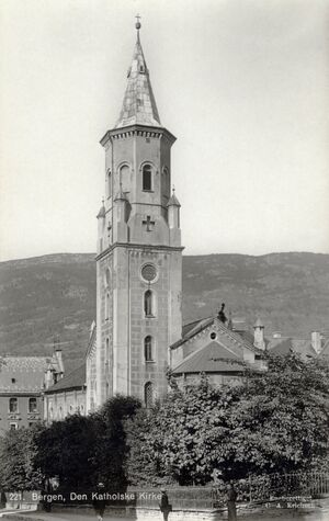 Den katolske kirken , Hordaland - Riksantikvaren-T248 01 0598.jpg