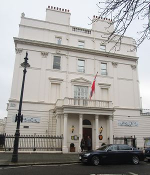 Den norske ambassaden i London 2015.JPG