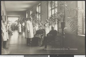 Diakonisseanstaltens Sygehus, Korridor - no-nb digifoto 20151127 00186 bldsa PK09611.jpg