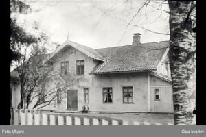 Dikemark gård våningshus.jpg