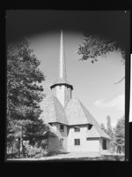 Dombås kyrkje i 1963. Foto: Nasjonalbiblioteket