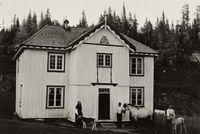 8. Donstad, Telemark - Riksantikvaren-T172 01 0073.jpg