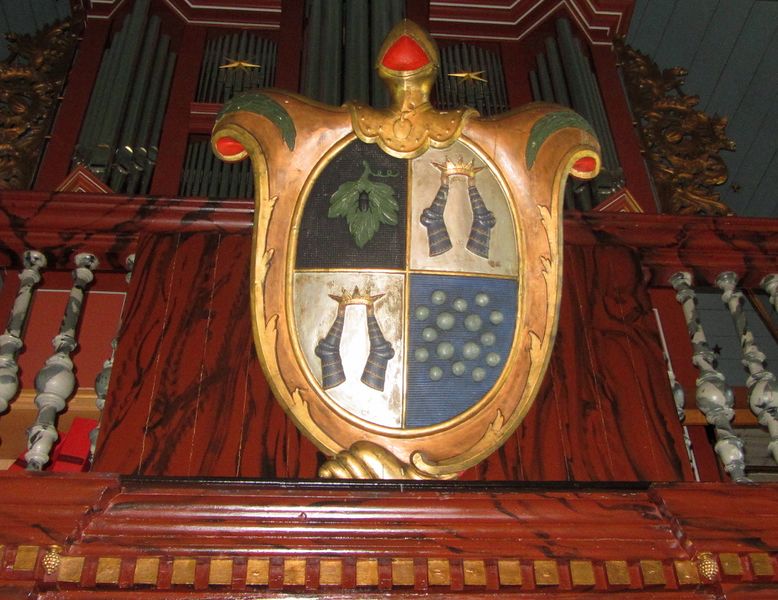 Fil:Drøbak kirke våpenskjold 2013.jpg