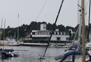 Dronningen i Frognerkilen.jpg