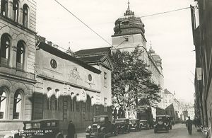Dronningens gate i Oslo 1930-åra OB.F11558a.jpg