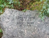 17. Edmund Sund gravminne Ris Oslo.jpg
