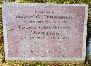 Eduard Greysel Christiansen gravminne.jpg