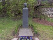 Edvard Munchs gravminne på æreslunden på Vår Frelsers gravlund i Oslo. Foto: Stig Rune Pedersen