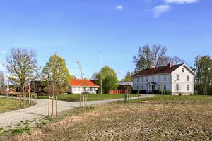 Eidsvoll prestegård 04 240512.jpg