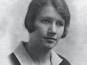 Elisabeth Ekenæs ungdomsbilde.jpg