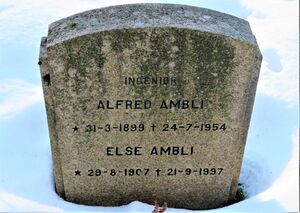 Else og Alfred Ambli gravminne.JPG