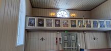 Fyrste del av dei nordre gallerimåleria i Elverhøy kyrkje. Måla av Normann Bakkehaug. Opphavsperson: Thomas Erik Andreassen