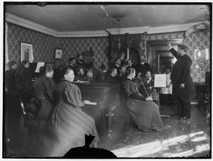 Emil Knudsen dirigerer.jpg