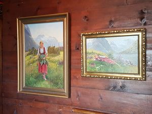 Emma Normann bunadsjenter.jpg