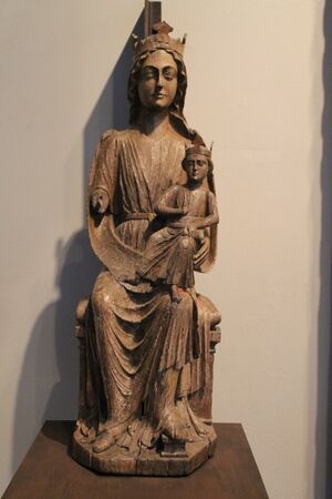 Enebakkmadonnaen Oldsaksamlingen C 7490.JPG