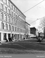 Langs Enga, tidligere Engens gate, fra Munkedamsveien mot Vestbanen og Pipervika. Foto: Væring foto.
