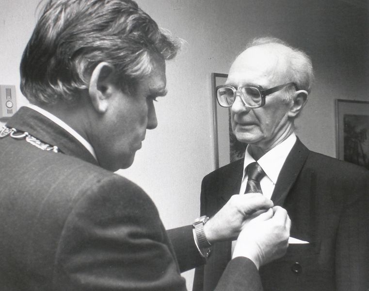 Fil:Erling Hall-Hofso 1991.jpg