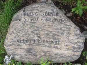 Erling Norvik gravminne.jpg