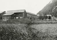 115. Espeland, Hordaland - Riksantikvaren-T277 01 0027.jpg