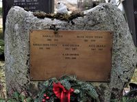 Kari Diesen er gravlagt i familiegrav med sine foreldre, bror og datter på Vestre gravlund i Oslo. Foto: Marius Rud (2019).