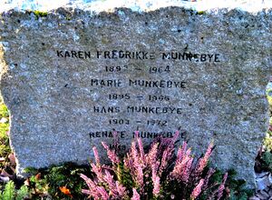 Familiegrav Marie Munkebye Oslo.JPG