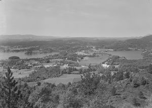 Fana - no-nb digifoto 20151008 00101 NB MIT FNR 07980 B.jpg