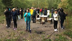 Farseggen, pilgrimsgruppe i meditasjon.