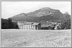 Fattiggården på Dønski.jpg