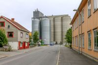 Felleskjøpets anlegg på Lena i Østre Toten kommune. Foto: Leif-Harald Ruud (2022).