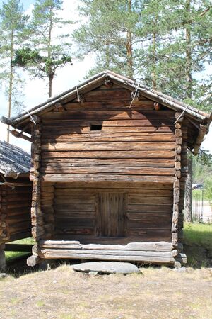 Finnetunet 14 stabbur Svenstorpet.JPG