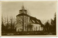 Fjære kirke eksteriør, omkring 1911. Triokort nr 20.