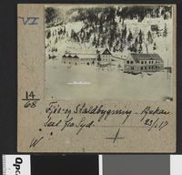 186. Fjøs og Staldbygning. Rjukan Seet fra Syd - no-nb digifoto 20160413 00115 bldsa EYDE 5 07A 064.jpg