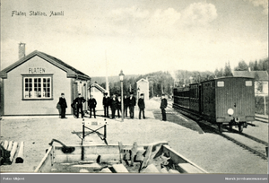Flaten jernbanestation Åmli.PNG