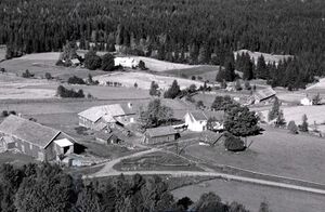 Flikkeshaug i Vestre Toten.jpg