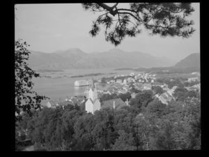 Florø - no-nb digifoto 20150121 00050 NB MIT FNR 19639.jpg